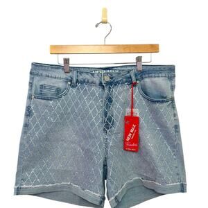 New Max Women's Plus Stretch Bling Light Denim Shorts Size 18 NWT